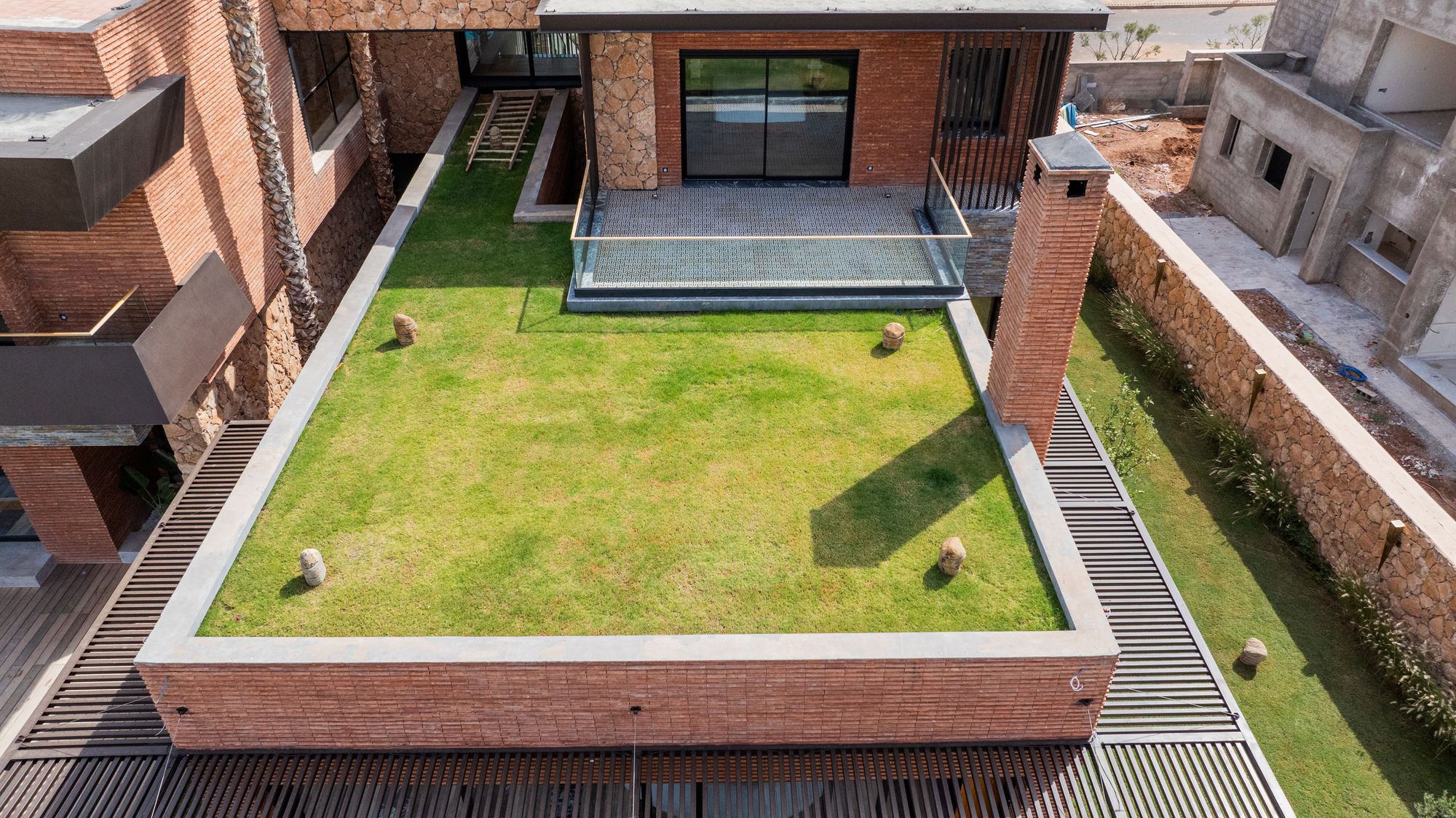 Villa B